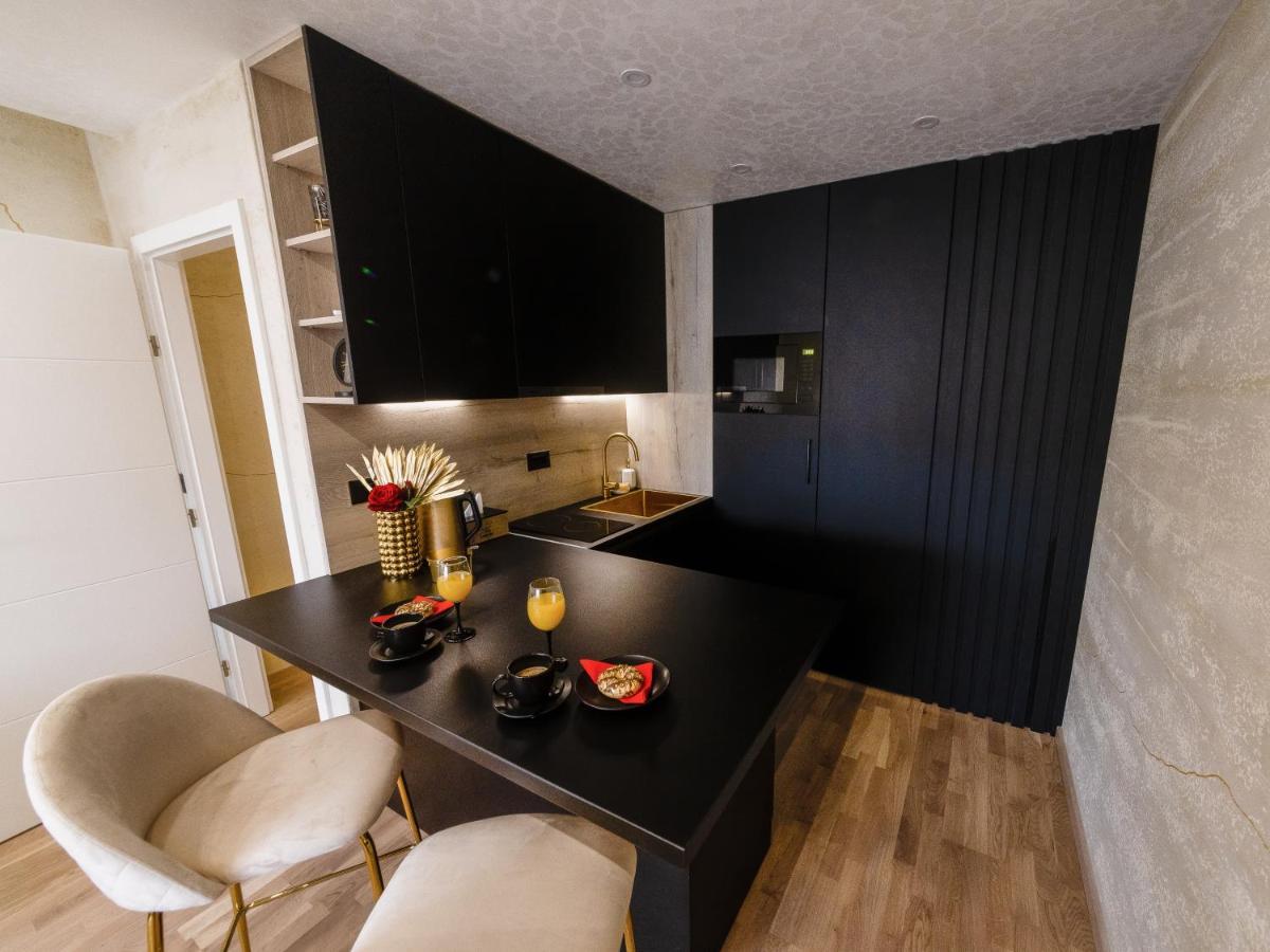 Apartman Stari Toranj II Apartment Vukovar Exterior photo