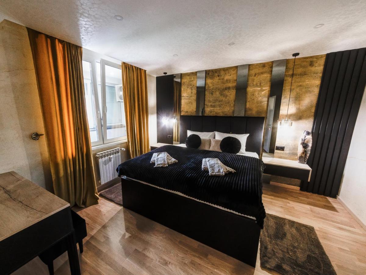 Apartman Stari Toranj II Apartment Vukovar Exterior photo